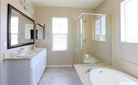 2064 Foxclove Dr, Tracy, CA 95376 photo 5