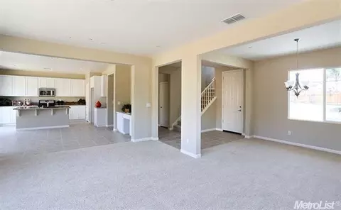 2064 Foxclove Dr, Tracy, CA 95376 photo 3