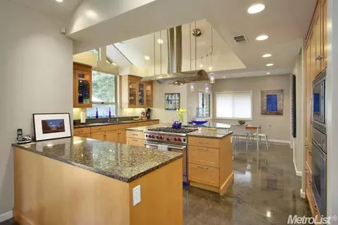 1206 Deodara St, Davis, CA 95618 photo 9