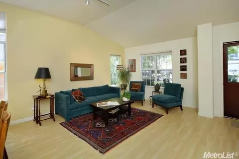 3011 Donato Ln, Davis, CA 95616 photo 2