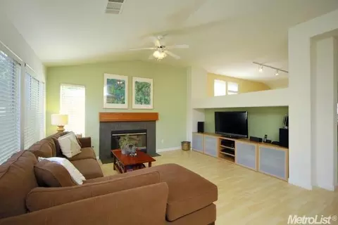 3011 Donato Ln, Davis, CA 95616 photo 8