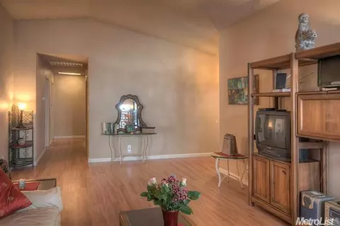 3311 Lillard Dr, Davis, CA 95618 photo 3