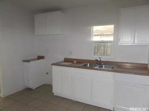 1220 Sam Ave, Modesto, CA 95351 photo 9