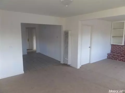 1220 Sam Ave, Modesto, CA 95351 photo 6