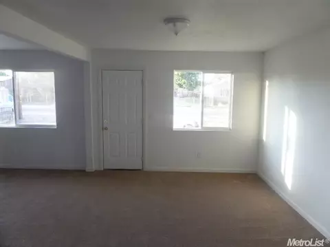 1220 Sam Ave, Modesto, CA 95351 photo 4