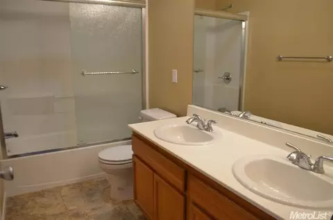 1001 Windsong Dr, Tracy, CA 95377 photo 17