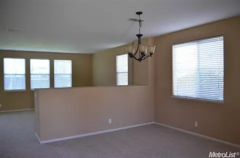 1001 Windsong Dr, Tracy, CA 95377 photo 8