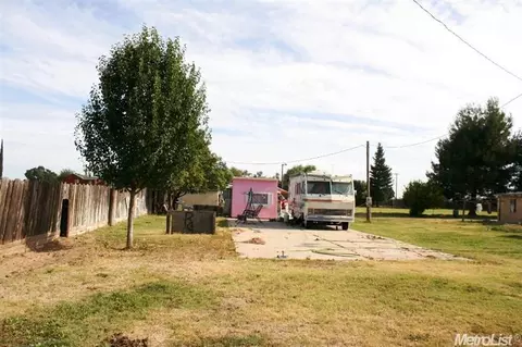 2431 Vivian Rd, Modesto, CA 95358 photo 9