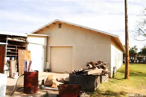 2431 Vivian Rd, Modesto, CA 95358 photo 8