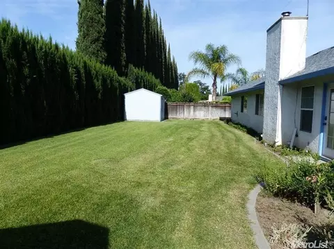 927 Creekside Pl, Manteca, CA 95336 photo 17