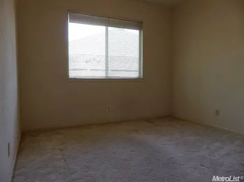 927 Creekside Pl, Manteca, CA 95336 photo 10