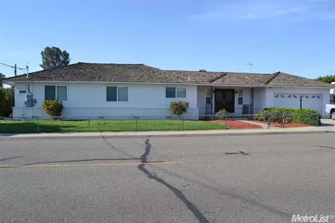 2230 3rd St, Hughson, CA 95326 photo 1