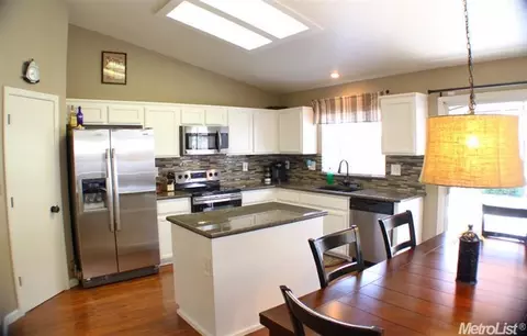 2512 Maestro Way, Modesto, CA 95355 photo 5