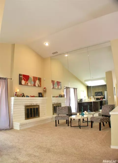 2537 Mill Oak Dr, Modesto, CA 95355 photo 11