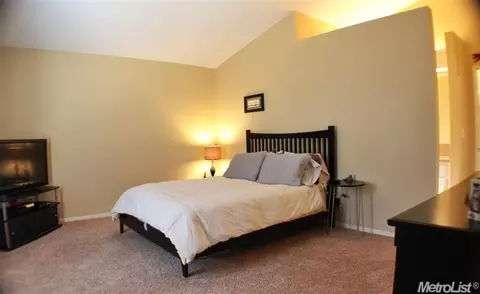 2537 Mill Oak Dr, Modesto, CA 95355 photo 14