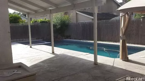 2813 Walnut Ter, Modesto, CA 95355 photo 4