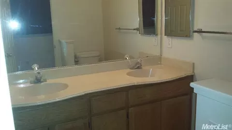 2813 Walnut Ter, Modesto, CA 95355 photo 21