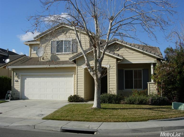 2033 Rivera Pl, Davis, CA 95618 photo 1