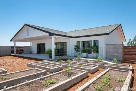 6100 Pyramid View Ln, Placerville, CA 95667 photo 2
