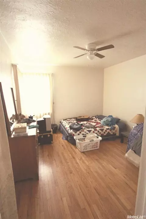 401 E 26th, Merced, CA 95340 photo 10