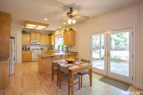 3916 Wintun Pl, Davis, CA 95618 photo 9