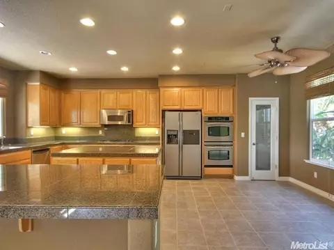 2166 Lighthouse Cir, Tracy, CA 95304 photo 5