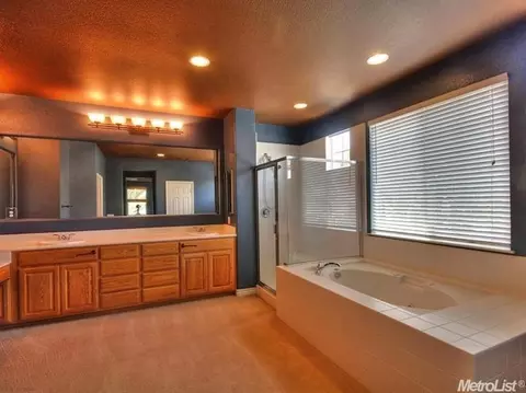 2166 Lighthouse Cir, Tracy, CA 95304 photo 18