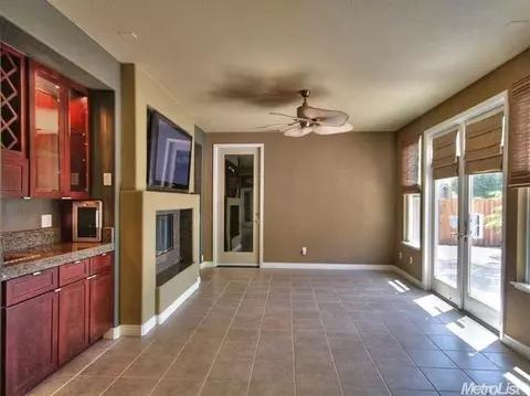 2166 Lighthouse Cir, Tracy, CA 95304 photo 6