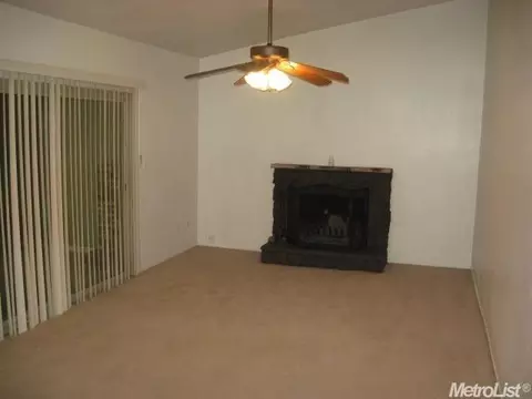1604 Dorset Ln, Modesto, CA 95355 photo 7