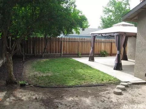1604 Dorset Ln, Modesto, CA 95355 photo 14