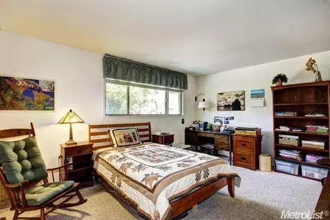 2145 Bella Casa St, Davis, CA 95616 photo 11