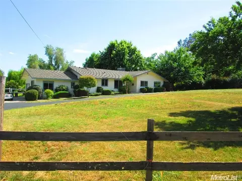 7670 Suzuki Ln, Loomis, CA 95650 photo 1