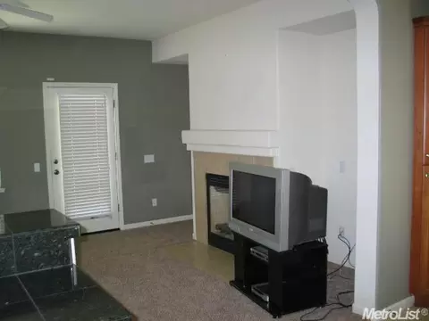 4020 N Berkeley Ave, Turlock, CA 95382 photo 6