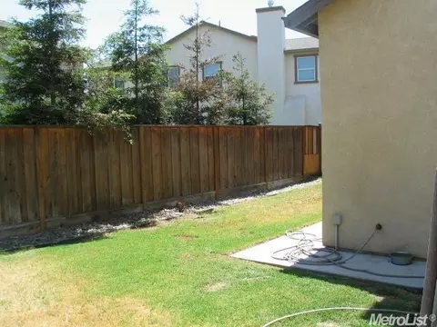 4020 N Berkeley Ave, Turlock, CA 95382 photo 2