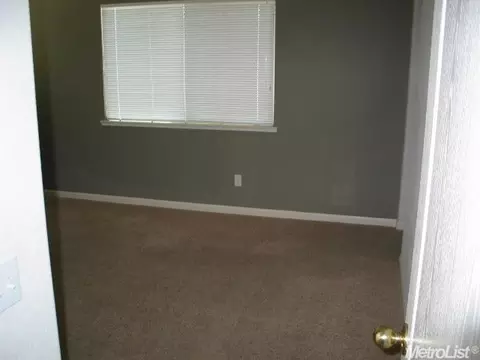 4020 N Berkeley Ave, Turlock, CA 95382 photo 8