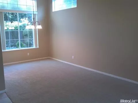 2746 Sequioa St, Lodi, CA 95242 photo 5