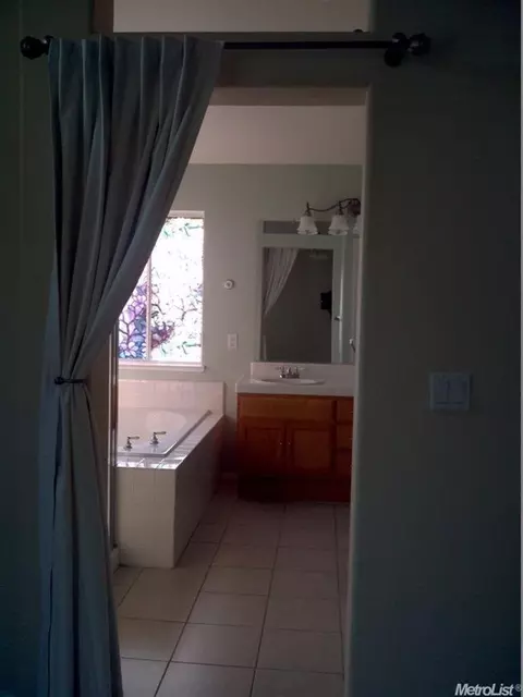 2746 Sequioa St, Lodi, CA 95242 photo 12