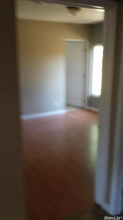 531 Sutter Ave, Modesto, CA 95351 photo 8