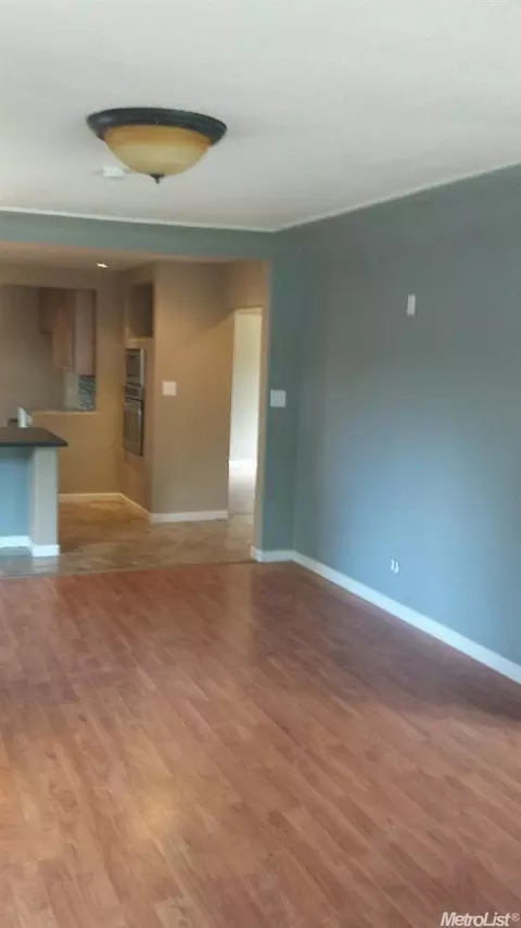 531 Sutter Ave, Modesto, CA 95351 photo 5