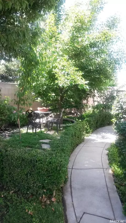 4205 Peninsula Dr, Modesto, CA 95356 photo 6