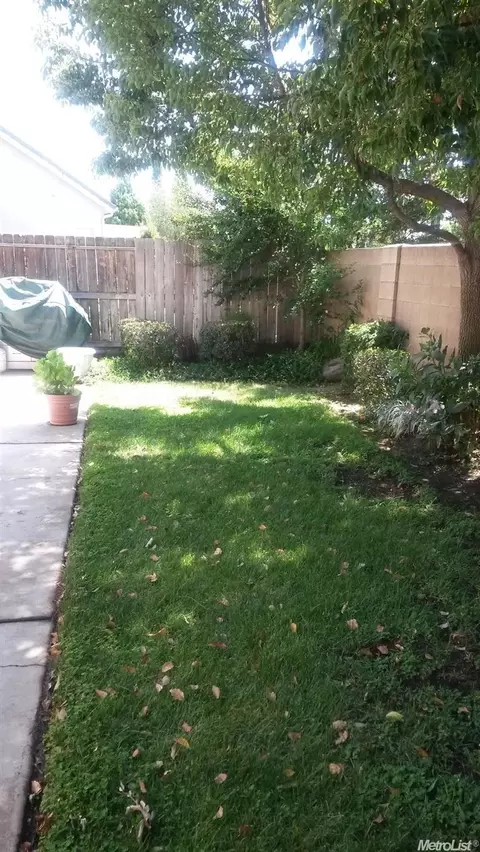 4205 Peninsula Dr, Modesto, CA 95356 photo 7