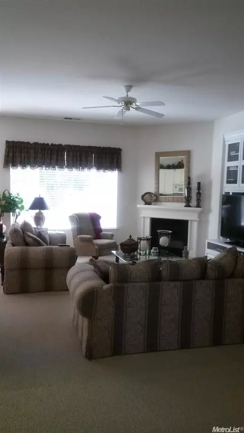 4205 Peninsula Dr, Modesto, CA 95356 photo 3