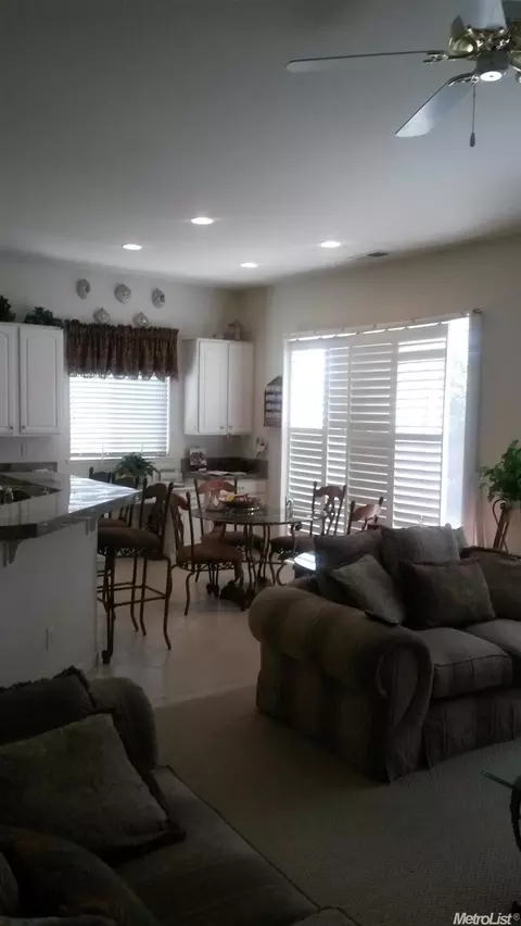 4205 Peninsula Dr, Modesto, CA 95356 photo 10