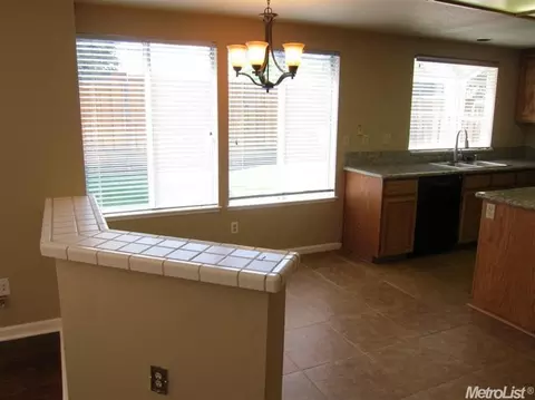 3028 Strand Rd, Rocklin, CA 95765 photo 9