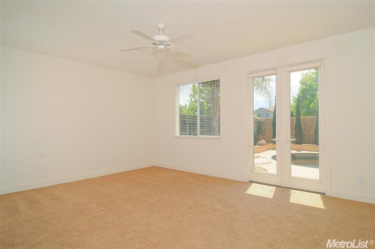 7737 Agate Beach Way, Antelope, CA 95843 photo 6