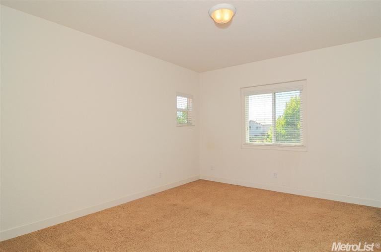 7737 Agate Beach Way, Antelope, CA 95843 photo 10