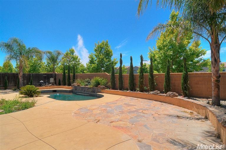 7737 Agate Beach Way, Antelope, CA 95843 photo 18