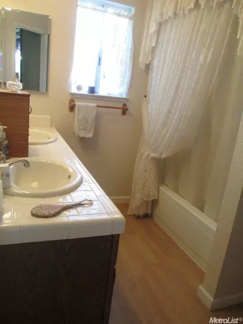 800 Sedona Ct, Modesto, CA 95351 photo 9