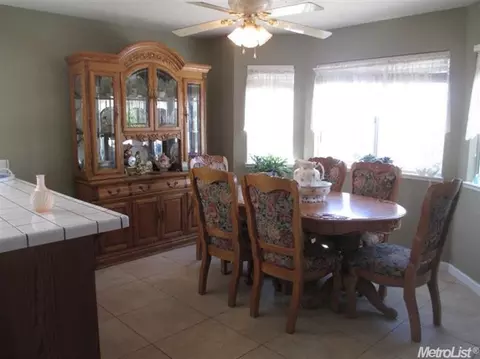 800 Sedona Ct, Modesto, CA 95351 photo 3