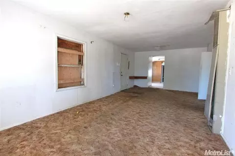 2631 4th St, Hughson, CA 95326 photo 3